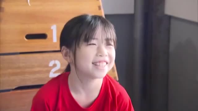 小学２年の全日本トランポリンＪｒ選手権金メダリスト・石坂梨奈さん（横井小）がスゴ技！を披露【岡山】